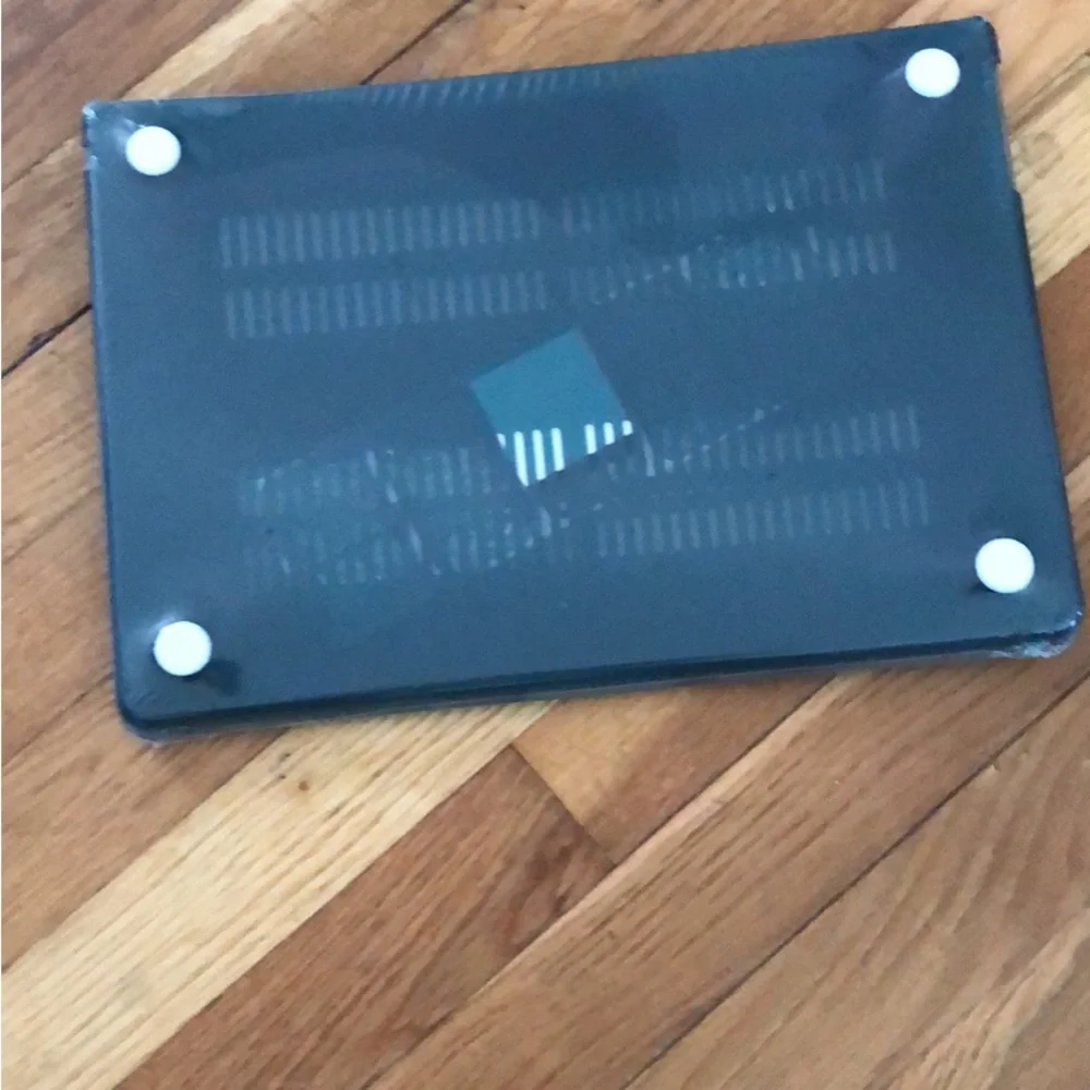 Laptop Case for MacBook Air 13”. NWT. BZ1